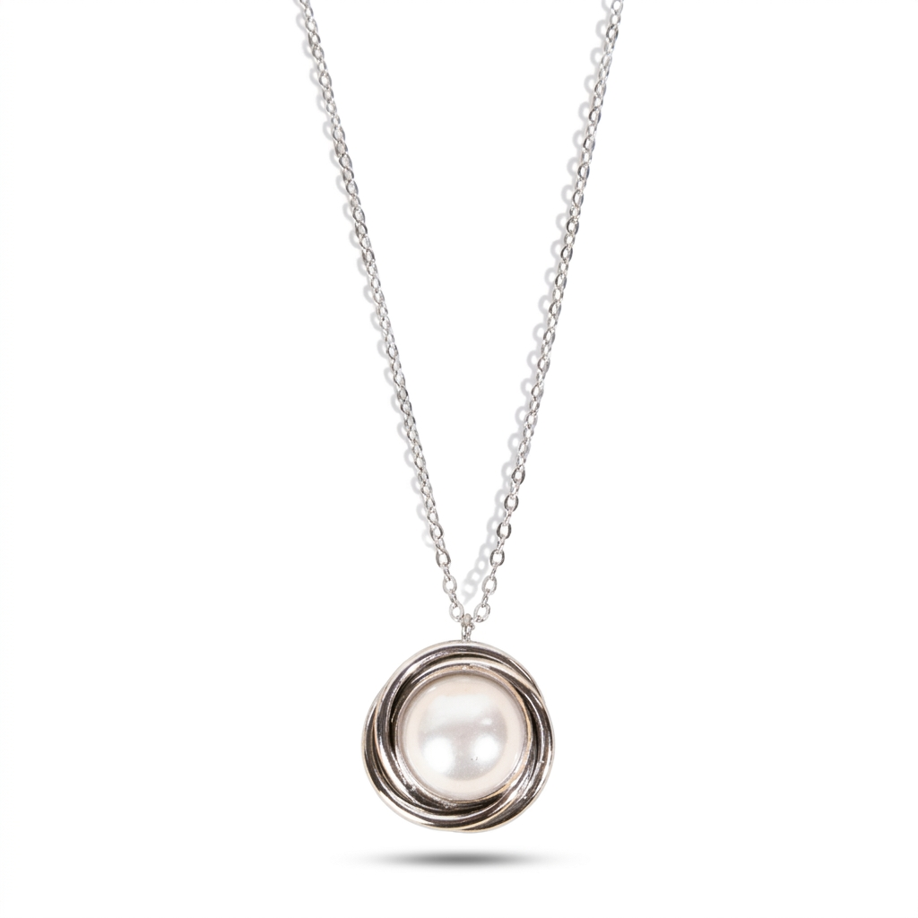 THIN CHOKER NECKLACE WITH CIRCULAR PENDANT AND PEARL