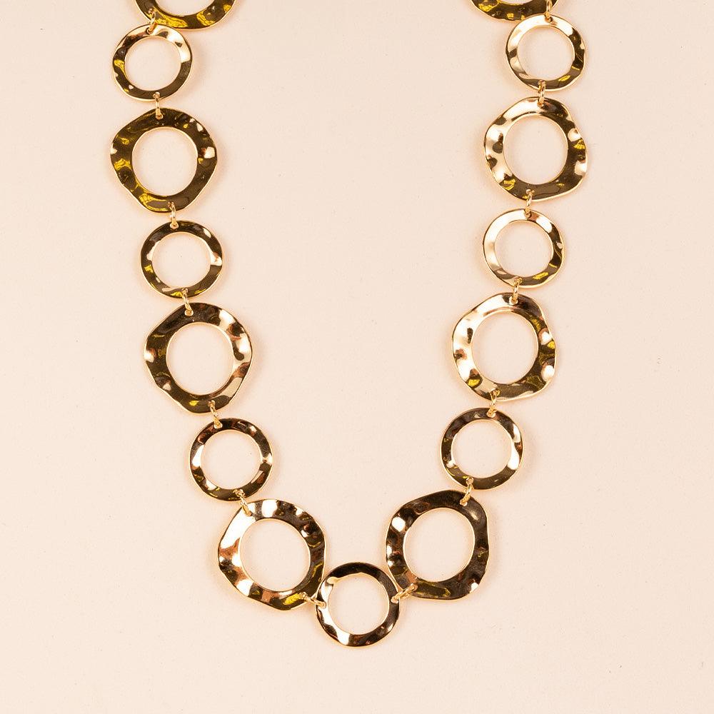 CHOKER NECKLACE WITH TWO SIZE HAMMERED RINGS