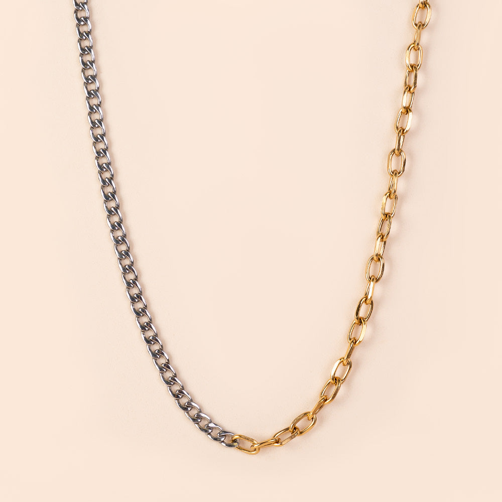 COLLANA COMPOSTA DA DUE CATENE DIVERSE CON MOSCHETTONE