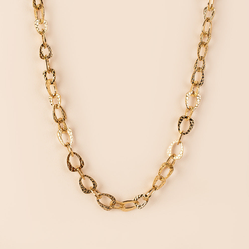 COLLANA A GIROCOLLO CON MAGLIE IRREGOLARI INTAGLIATE