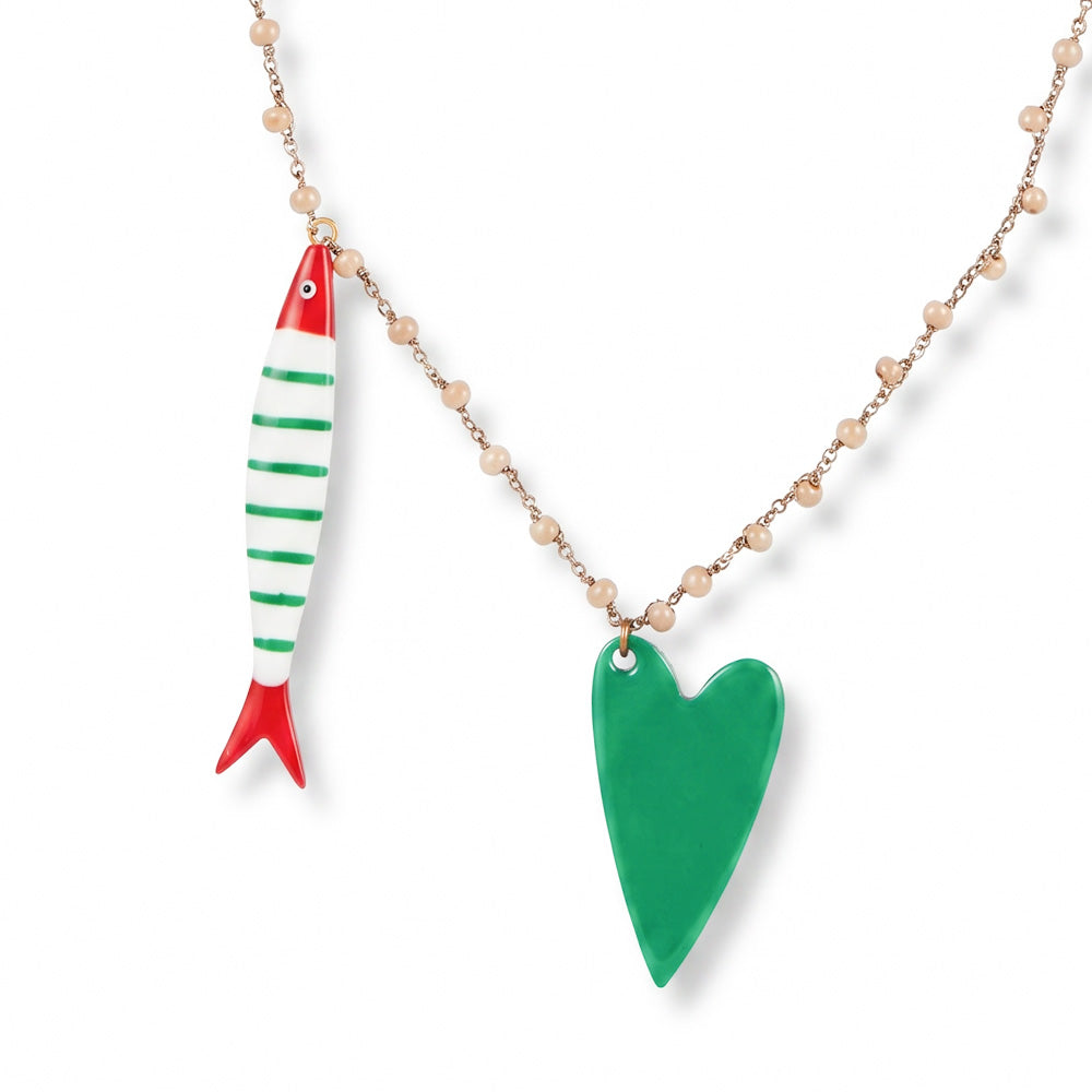 COLLANA LUNGA CON PESCE A RIGHE E CUORE PENDENTE