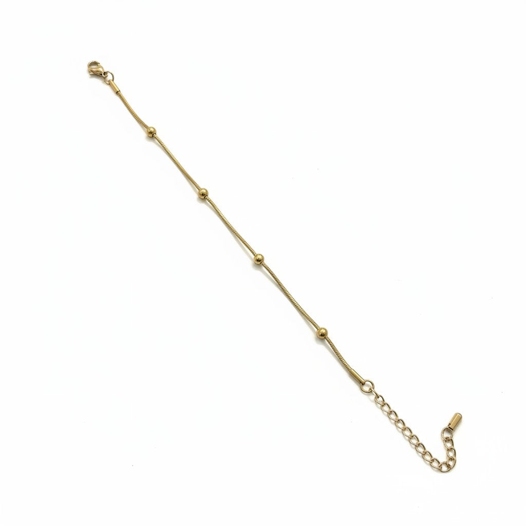 Bracciale Fanatikerie color oro a catena coda di topo con piccole sfere decorative stile rosario e chiusura regolabile