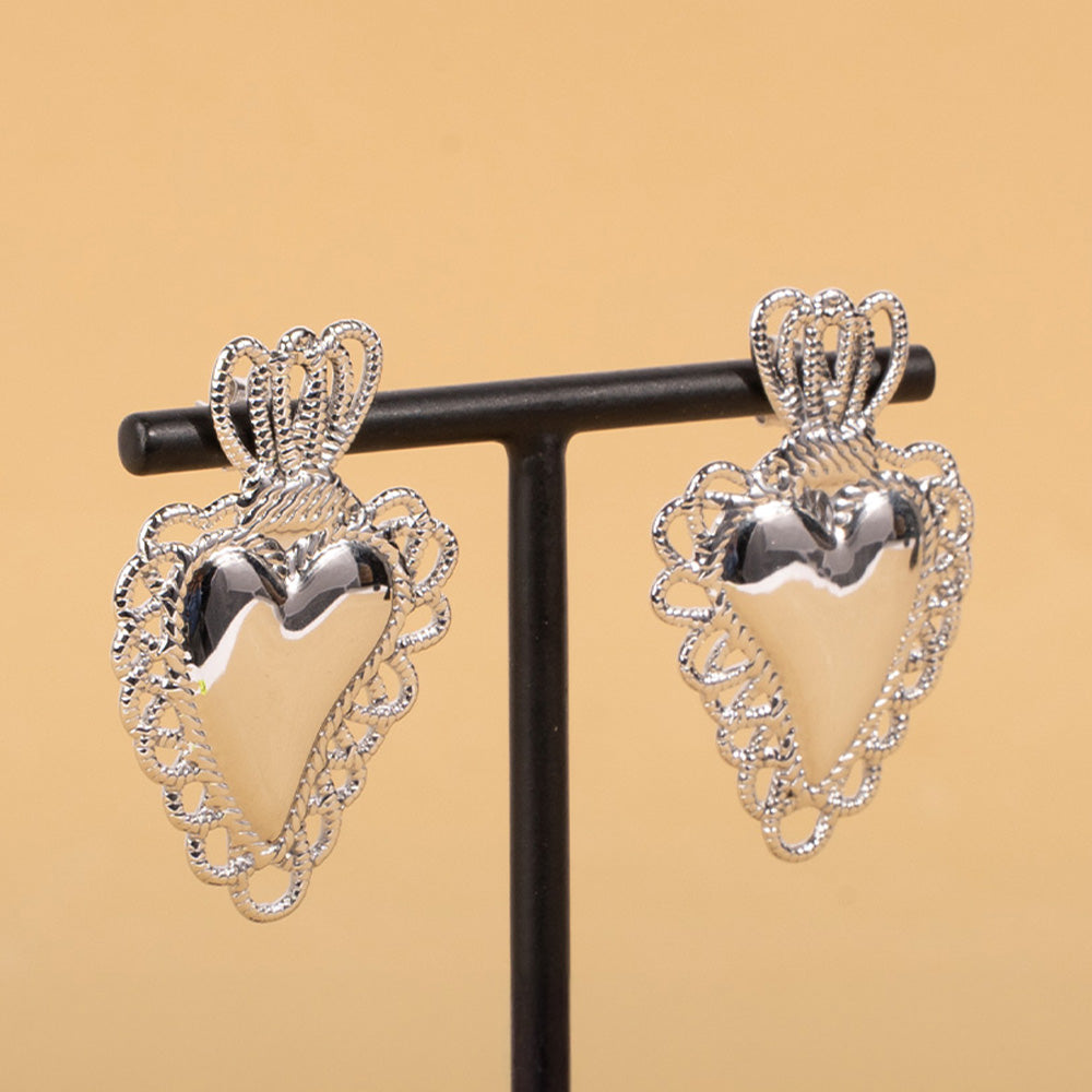 ORECCHINI PENDENTI CON SACRO CUORE