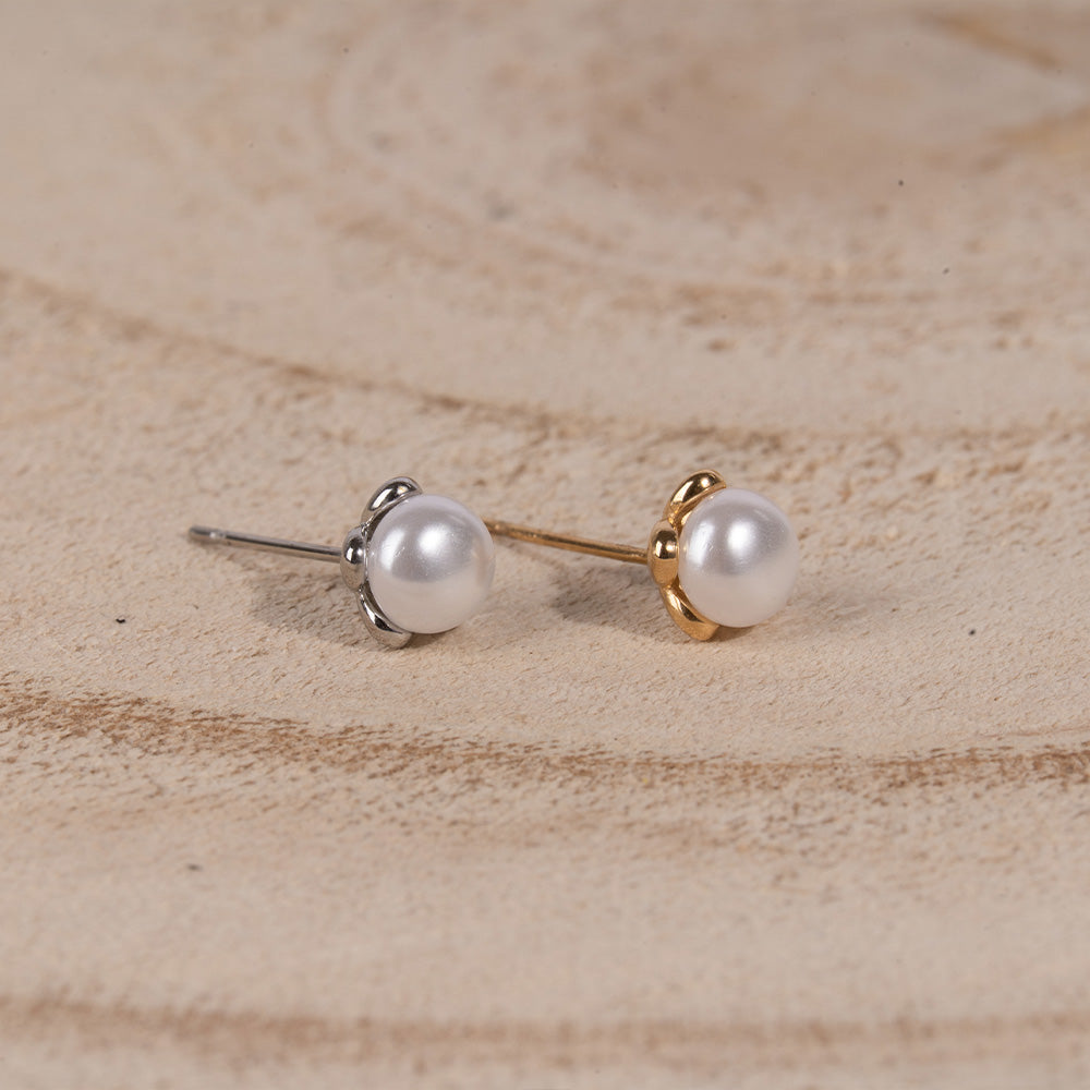 CRUSHED PEARL STUD EARRINGS