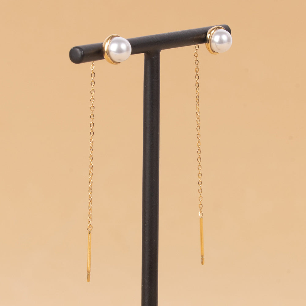 LOVELY PEARL DANGLING EARRINGS