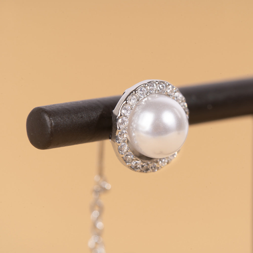 LOVELY PEARL AND RHINESTONE DANGLING EARRINGS