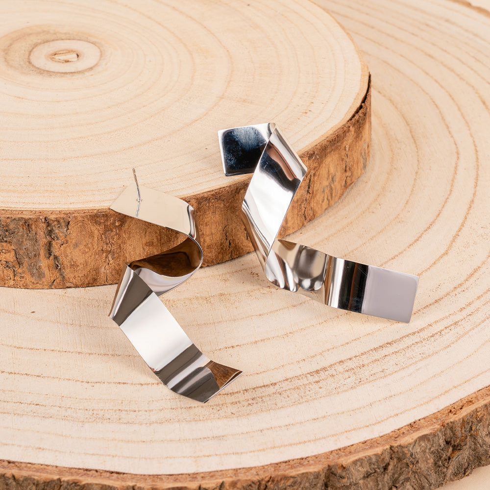 ORECCHINI PENDENTI A RICCIOLO