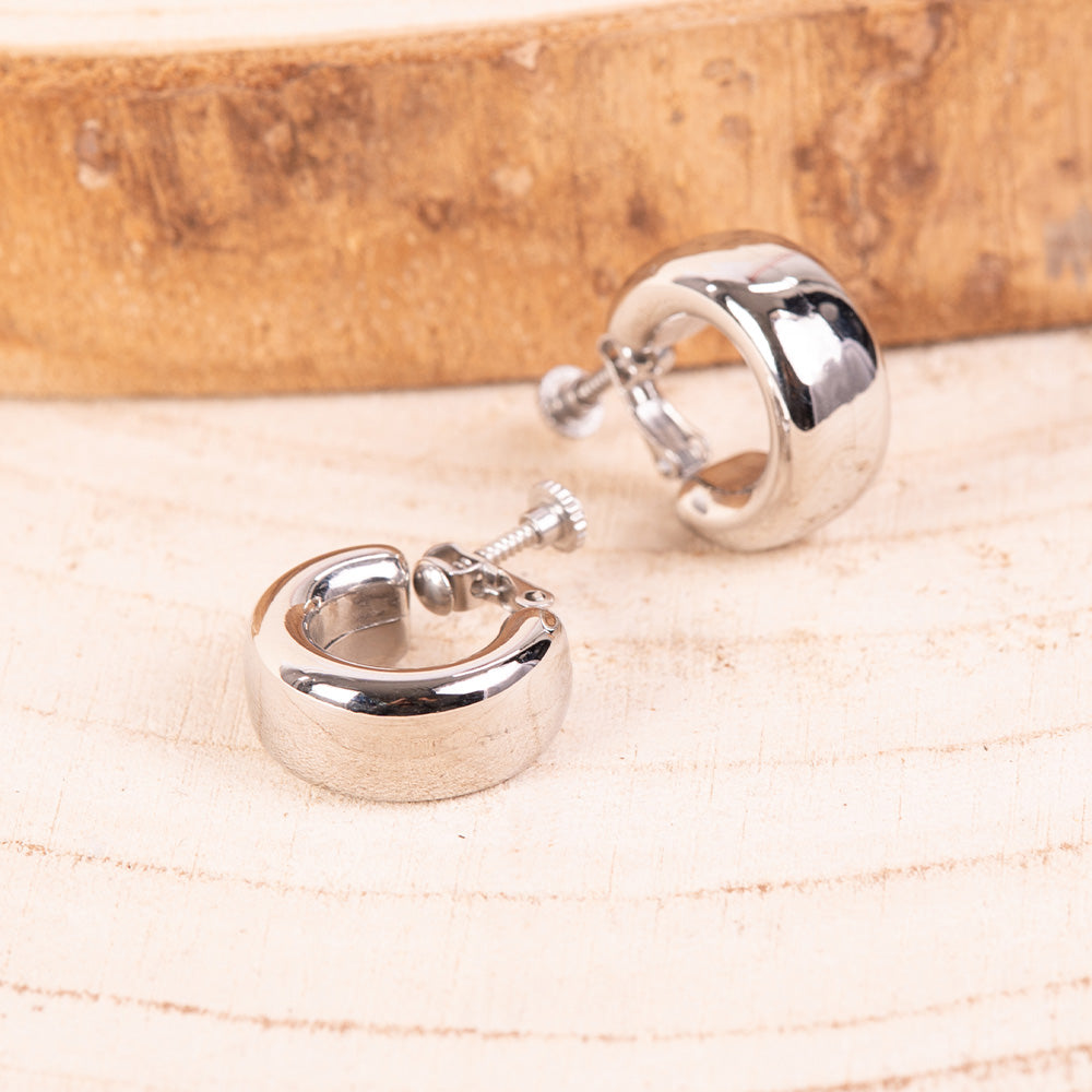 THICK HOOP EARRINGS WITH SCREW BACKING