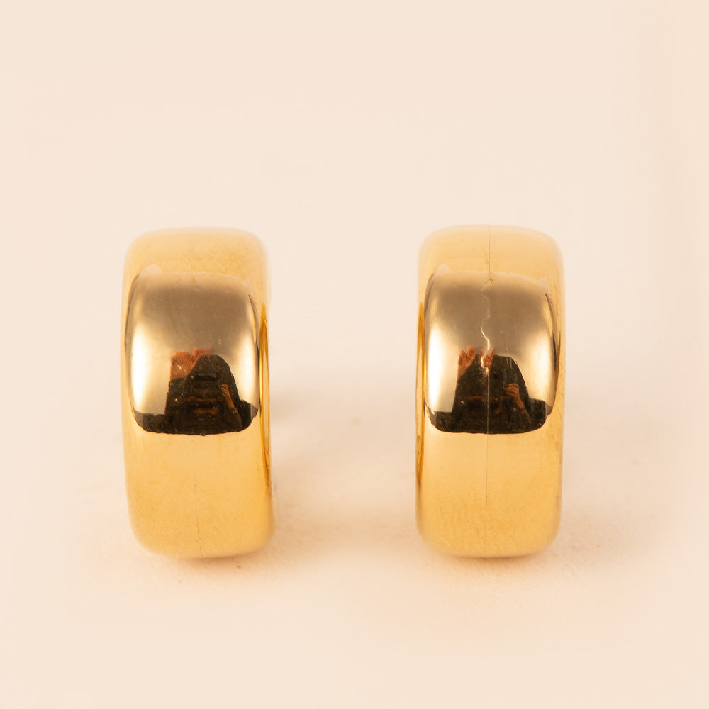 THICK HOOP EARRINGS WITH SCREW BACKING