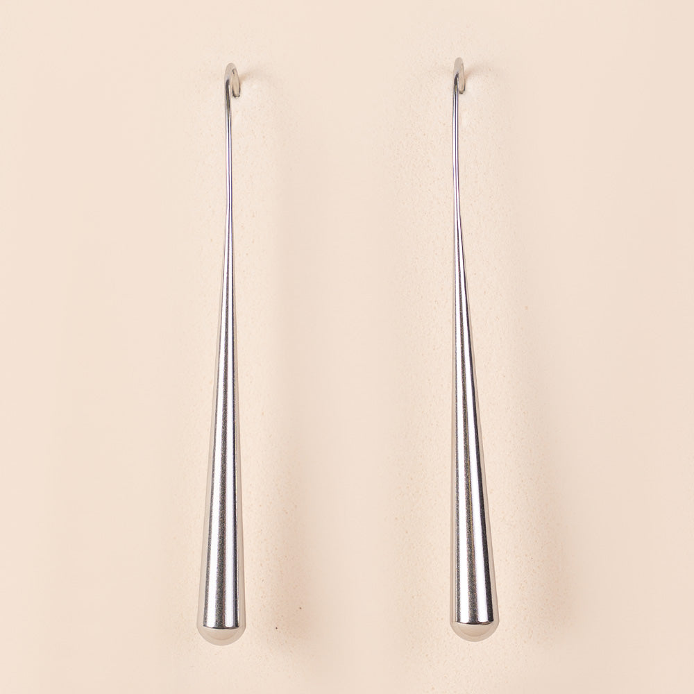 VERTICAL GROWING DANGLE EARRINGS