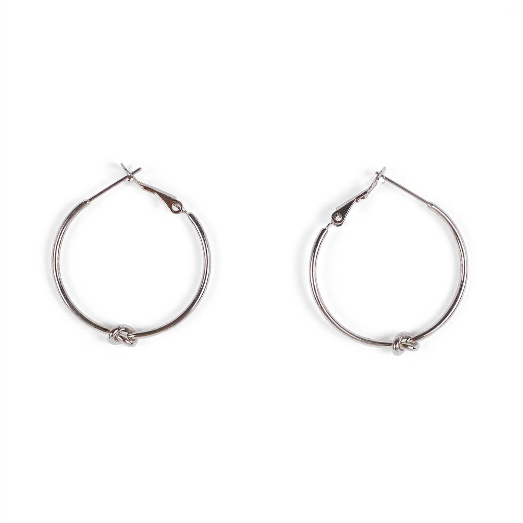 THIN HOOP EARRINGS WITH CENTRAL KNOT