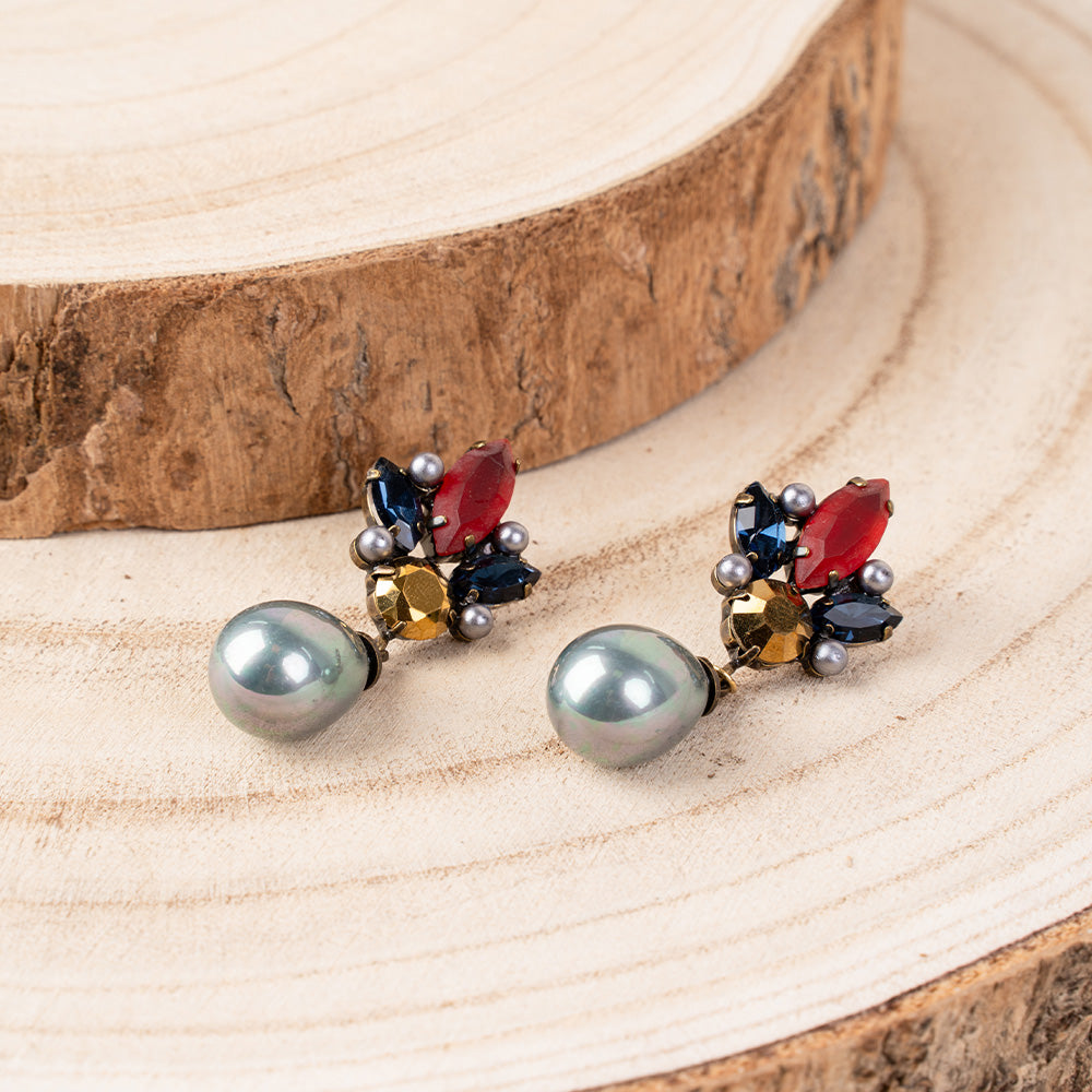 ORECCHINI PENDENTI CON PIETRE E PERLE