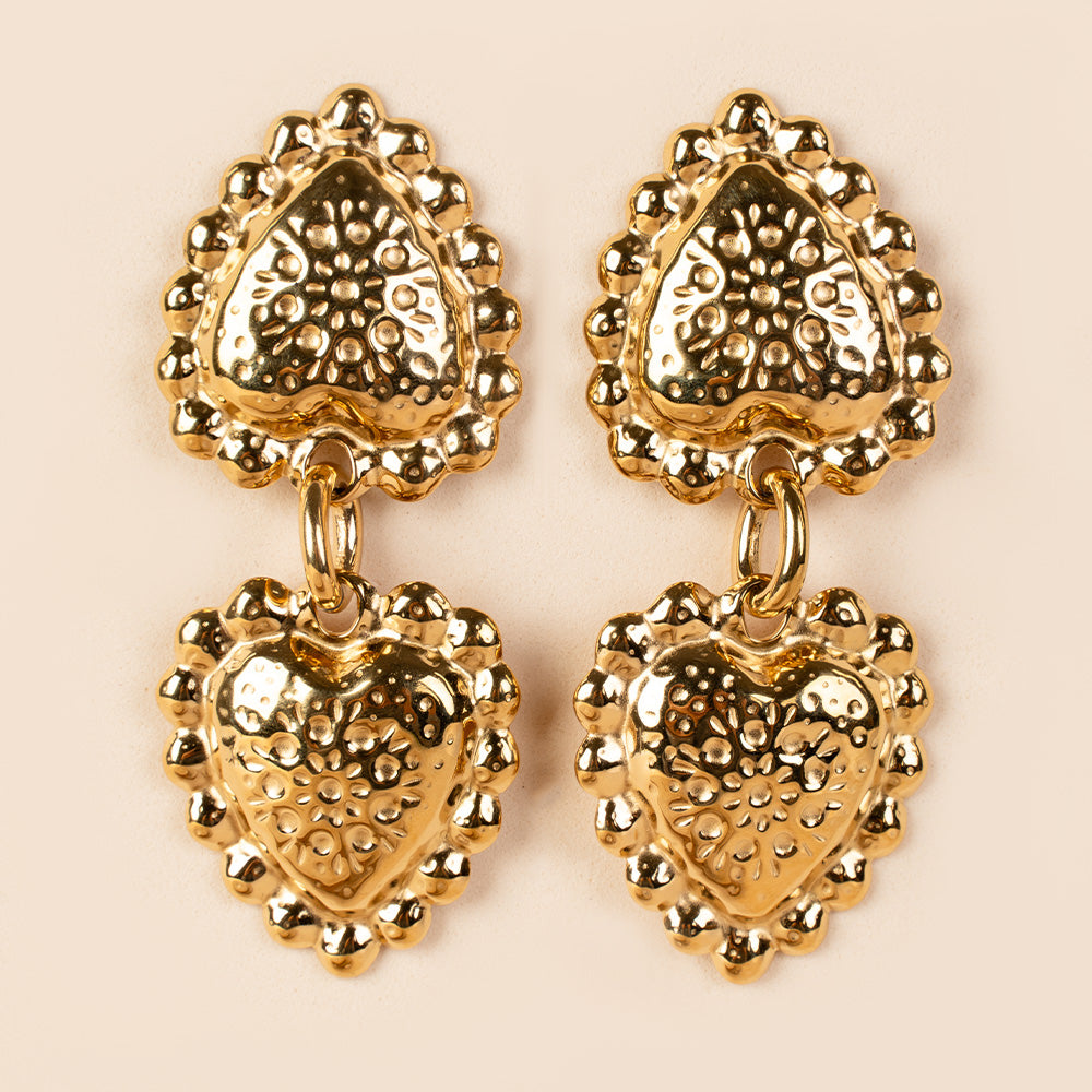 ORECCHINI PENDENTI A DOPPIO CUORE MARTELLATO