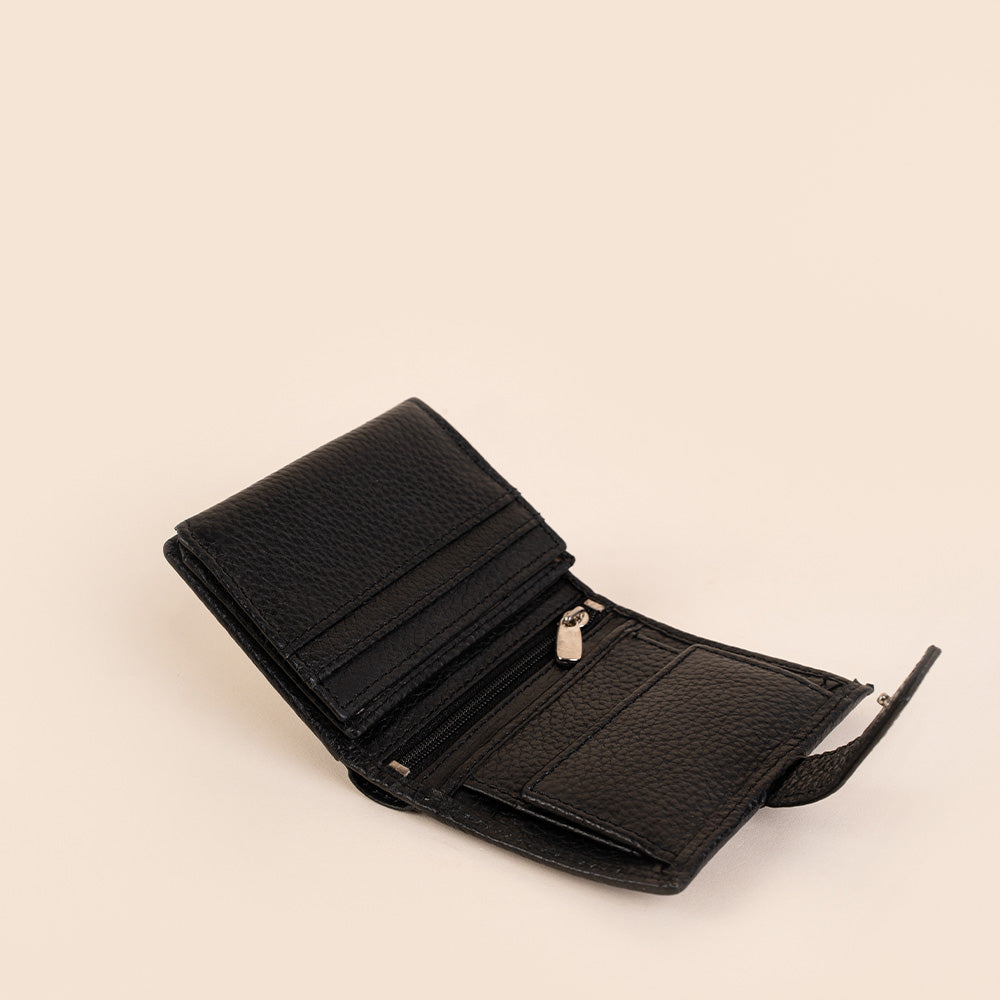 PORTAFOGLIO PICCOLO IN PELLE MARTELLATA A LIBRO