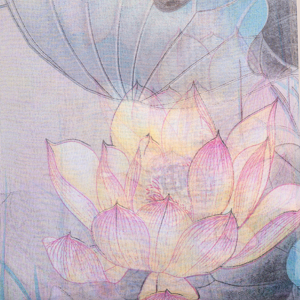 LIGHTWEIGHT SEMI-TRANSPARENT SCARF WITH LARGE FLOWERS