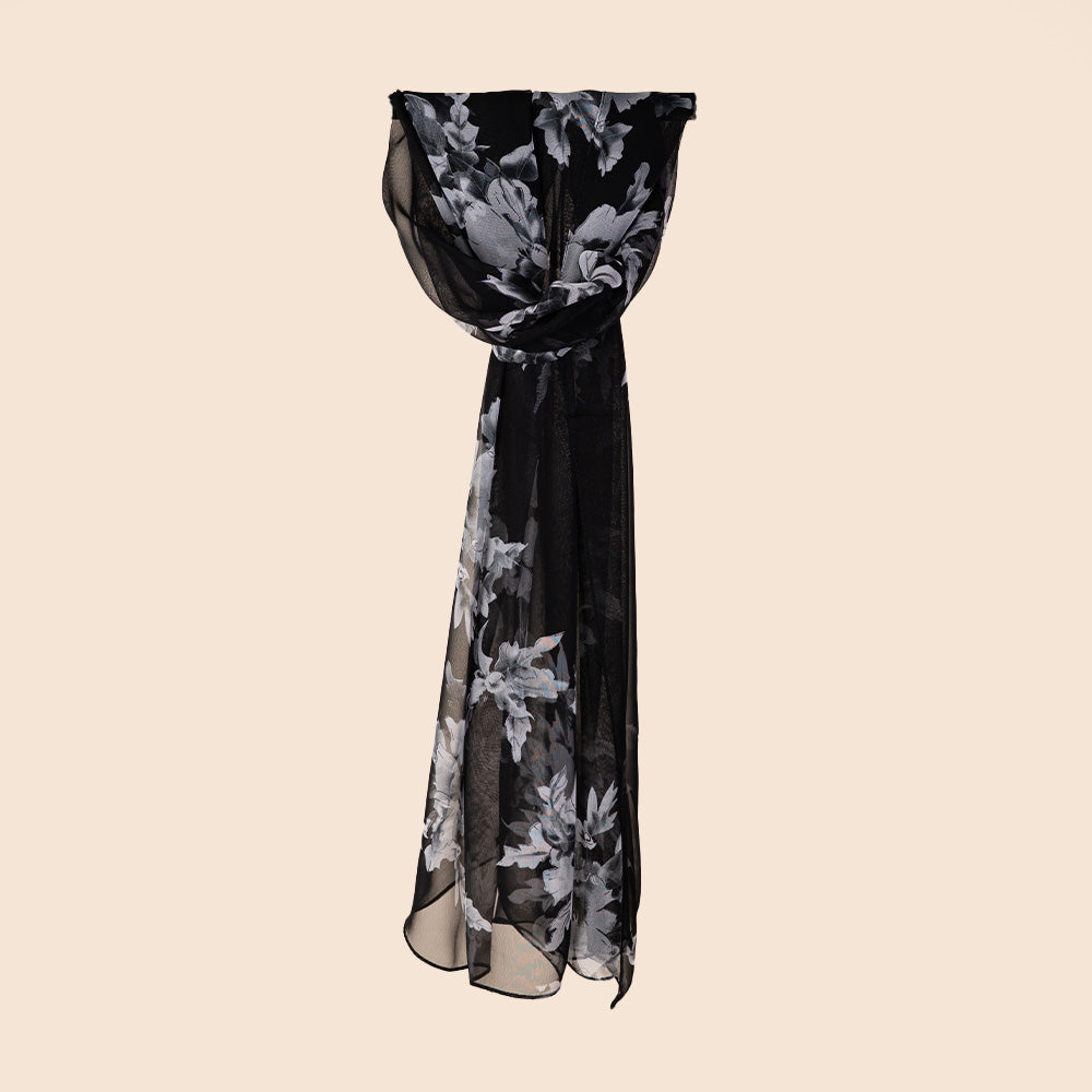 LIGHT SCARF WITH FLOWERS