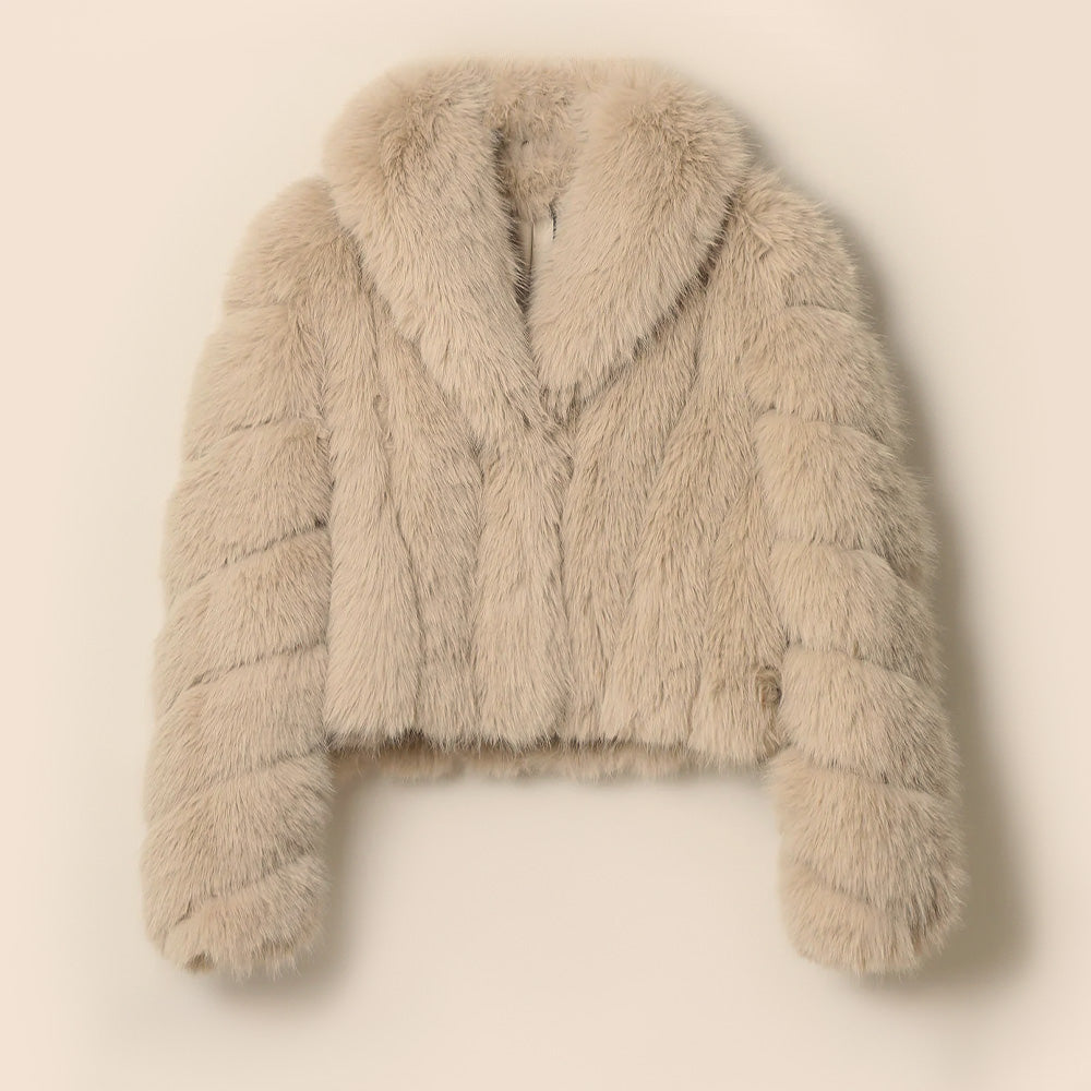 GIACCHINO IN ECOPELLICCIA CON COLLO VOLUMINOSO