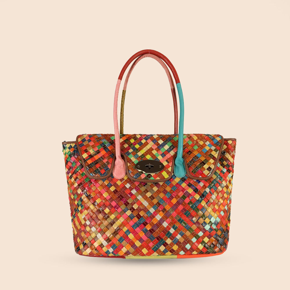 BORSA A SPALLA INTRECCIATA COLORATA CON CHIUSURA A GIRELLO