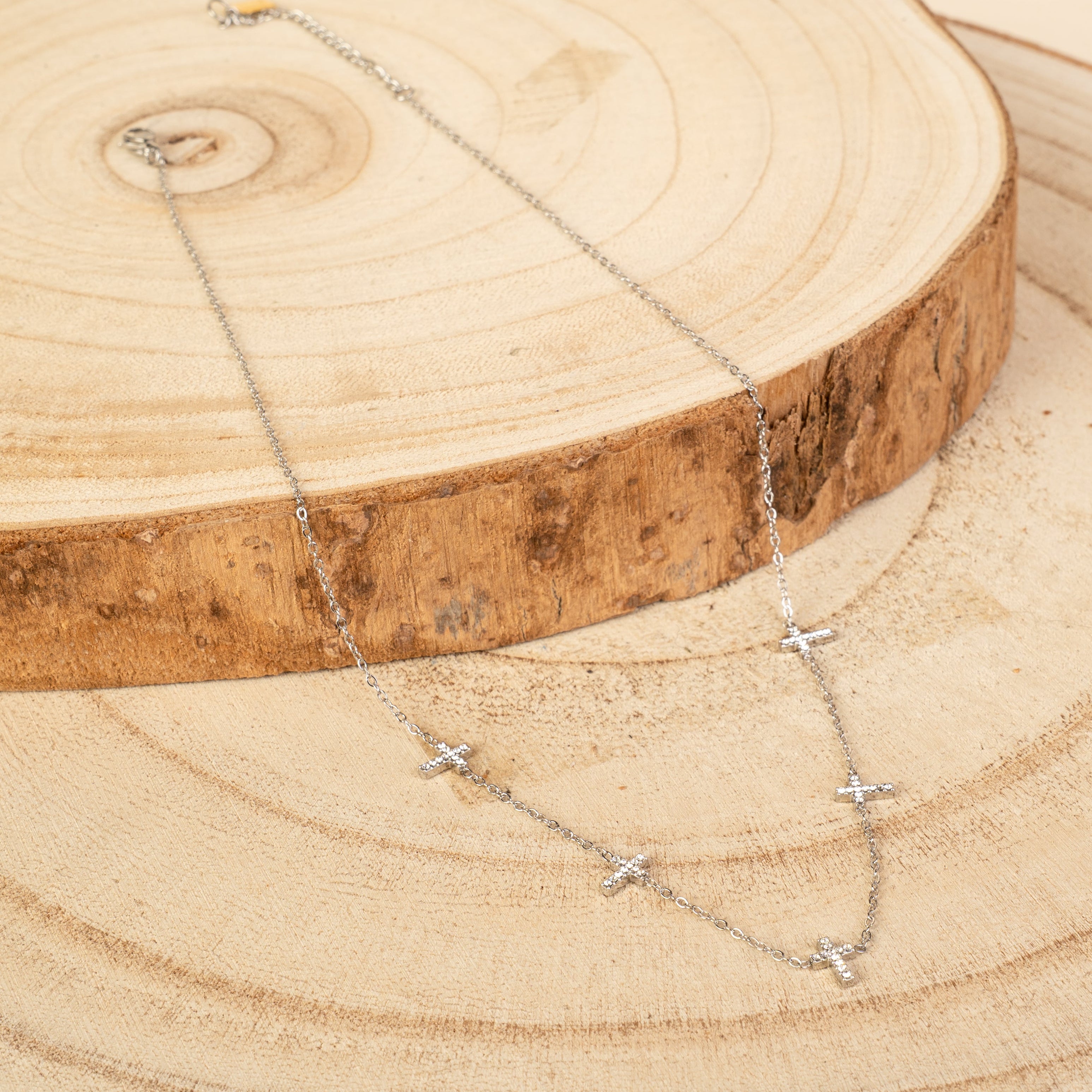 COLLANA GIROCOLLO A CATENA CON CROCI CON STRASS