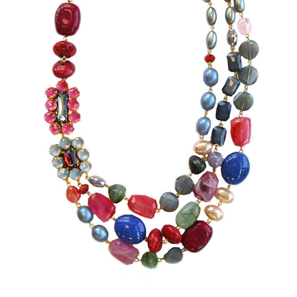 COLLANA LUNGA CON CRISTALLI E PIETRE