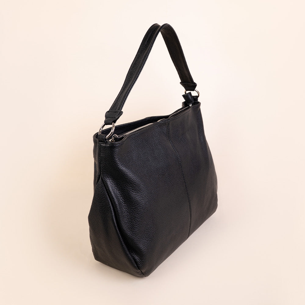 BORSA A SPALLA CON CUCITURA CENTRALE