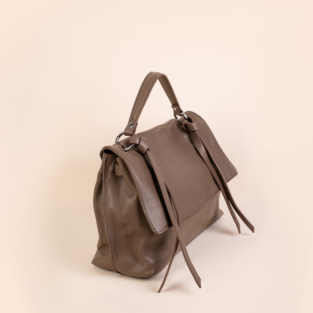 HANDBAG WITH DOUBLE STRAPS ON THE HANDLE