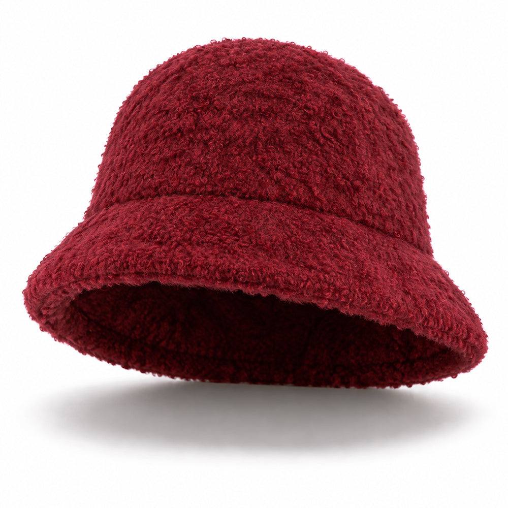 CAPPELLO CON LAVORAZIONE BOUCLE