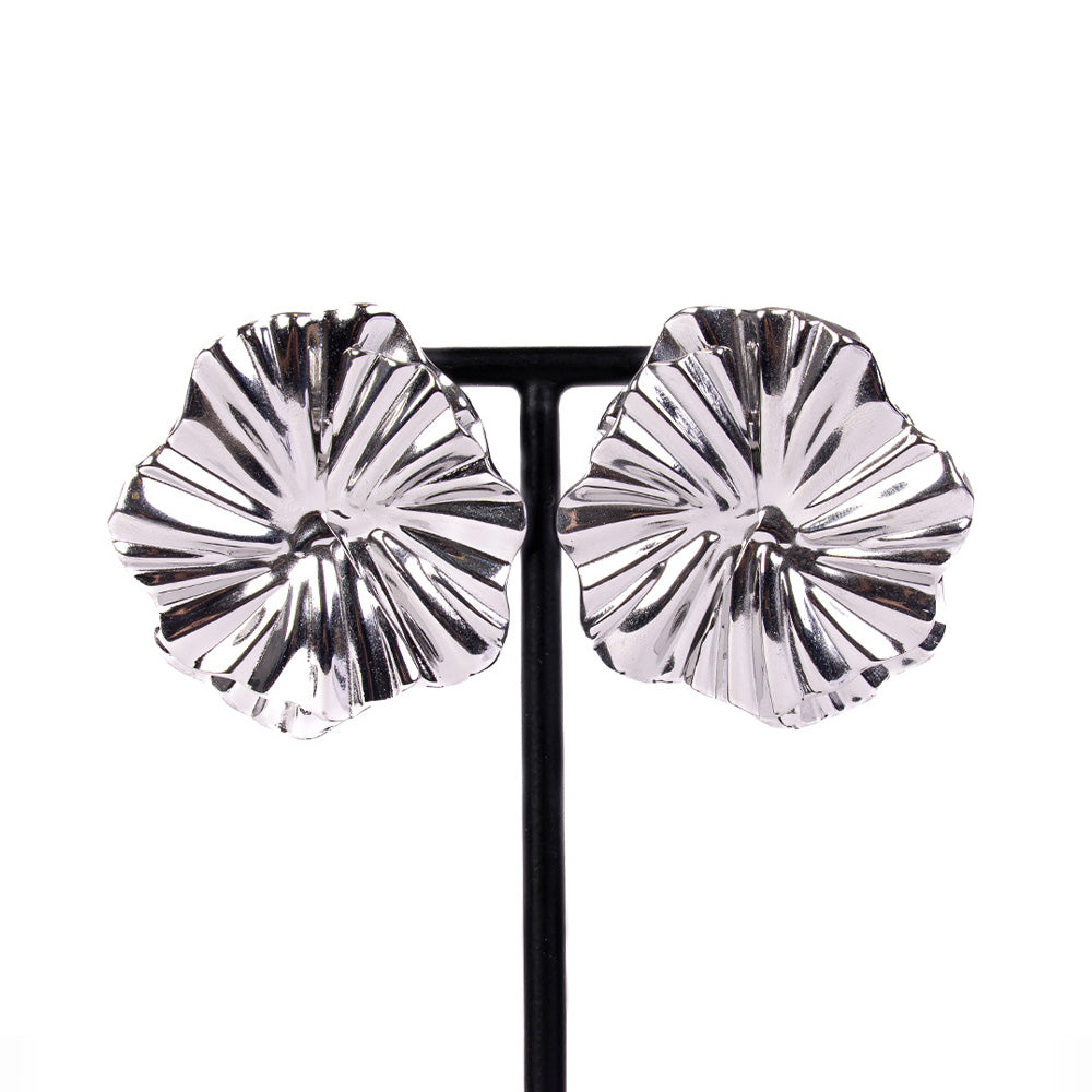 ORECCHINI PENDENTI CON FIORI