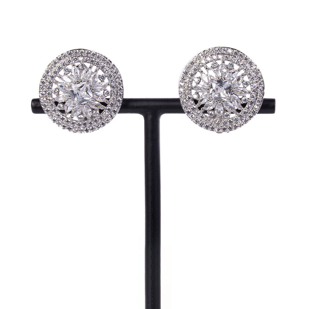 ORECCHINI A LOBO A CLIP DALLA FORMA ROTONDA CON STRASS