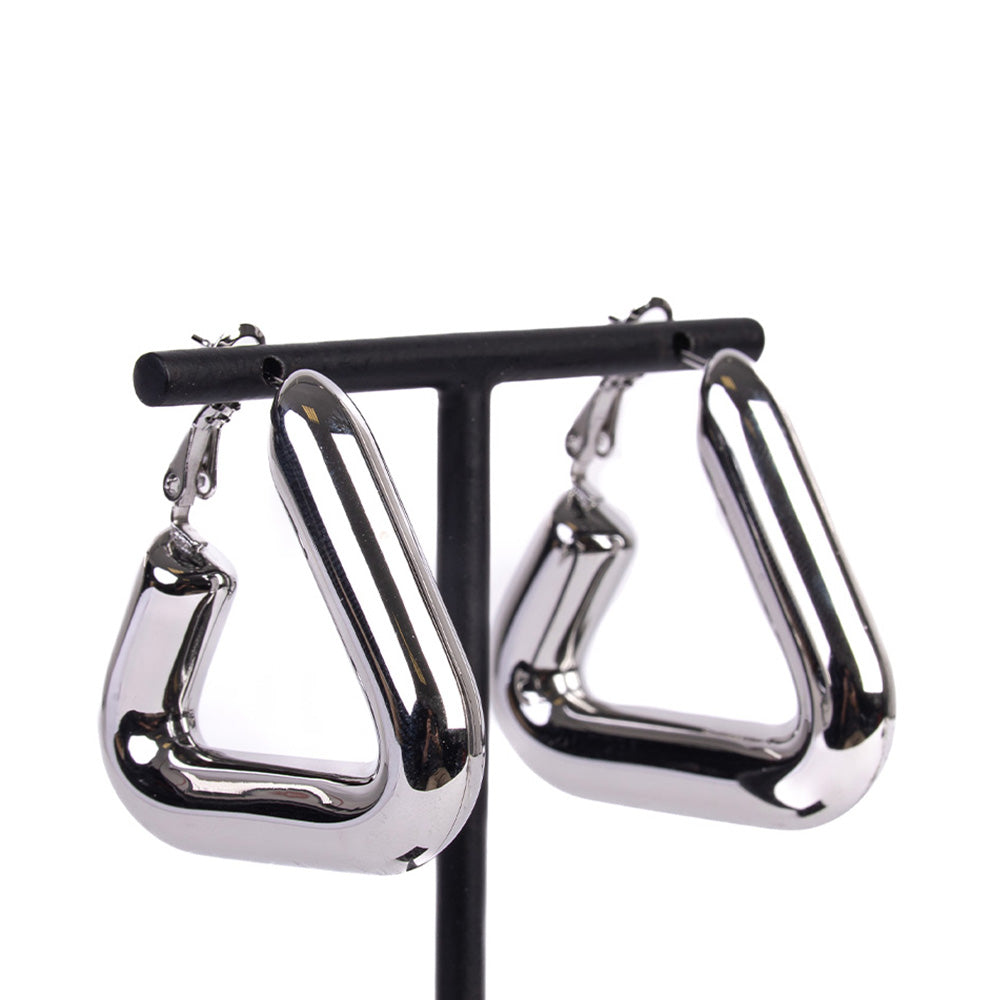 ORECCHINI PENDENTI DALLA FORMA TRIANGOLARE