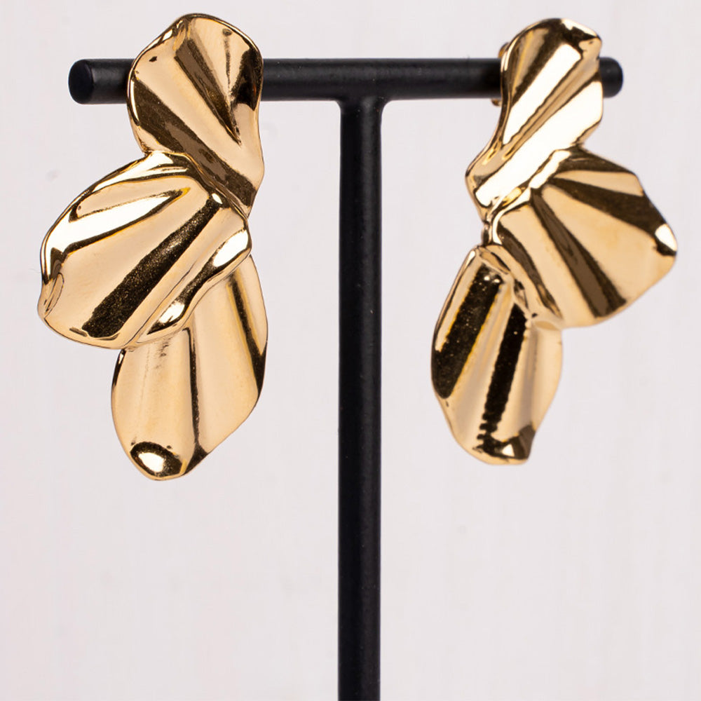 HALF FLOWER DANGLING EARRINGS