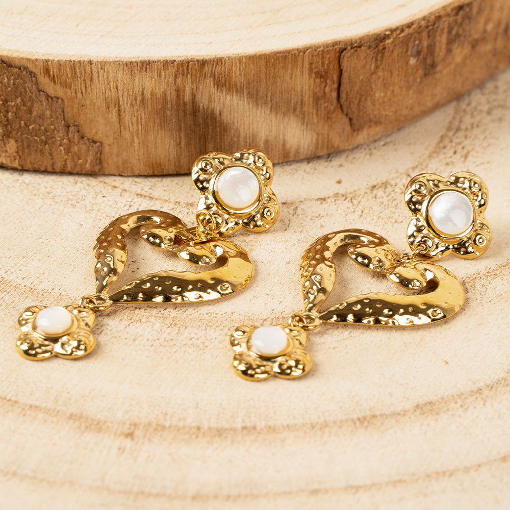 ORECCHINI PENDENTI CON CUORE E PIETRA