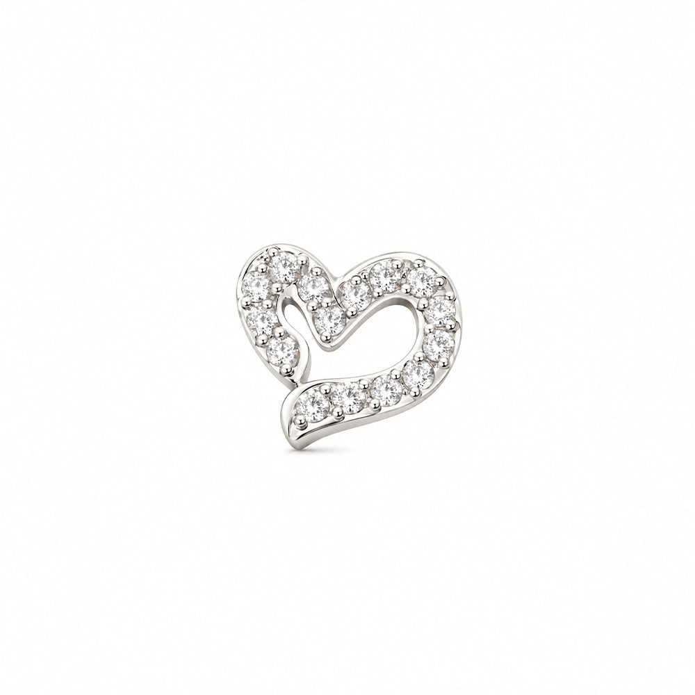 ORECCHINO PIERCING CON STRASS FORMA CUORE