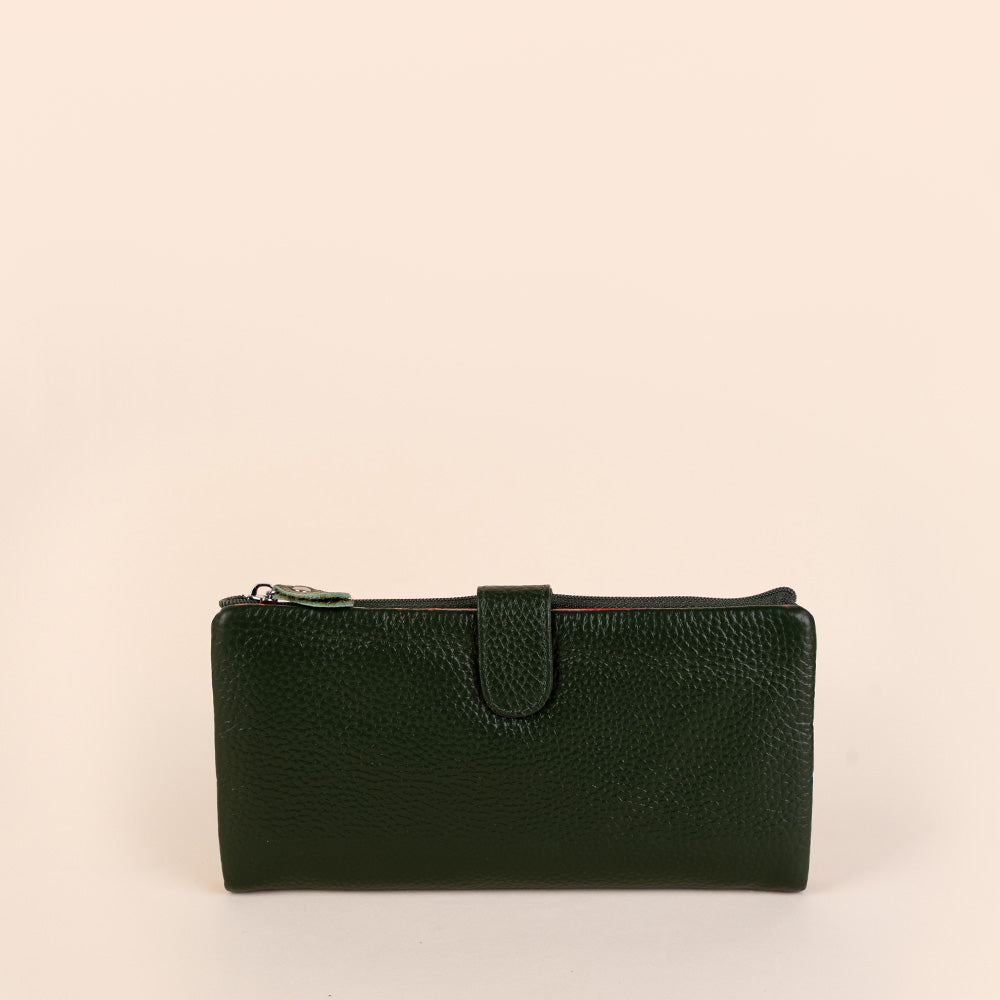 PORTAFOGLIO MORBIDO IN PELLE MARTELLATA CON SCOMPARTI INTERNI COLORATI