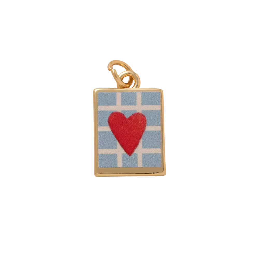 CHARM QUADRATO CON CUORE ROSSO SMALTATO IN ACCIAO PLACCATO ORO
