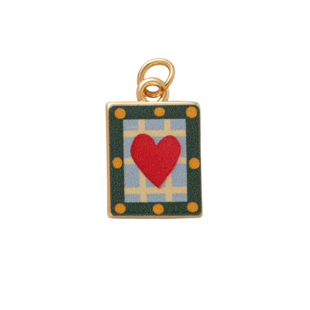 CHARM QUADRATO CON CUORE ROSSO SMALTATO IN ACCIAIO PLACCATO ORO