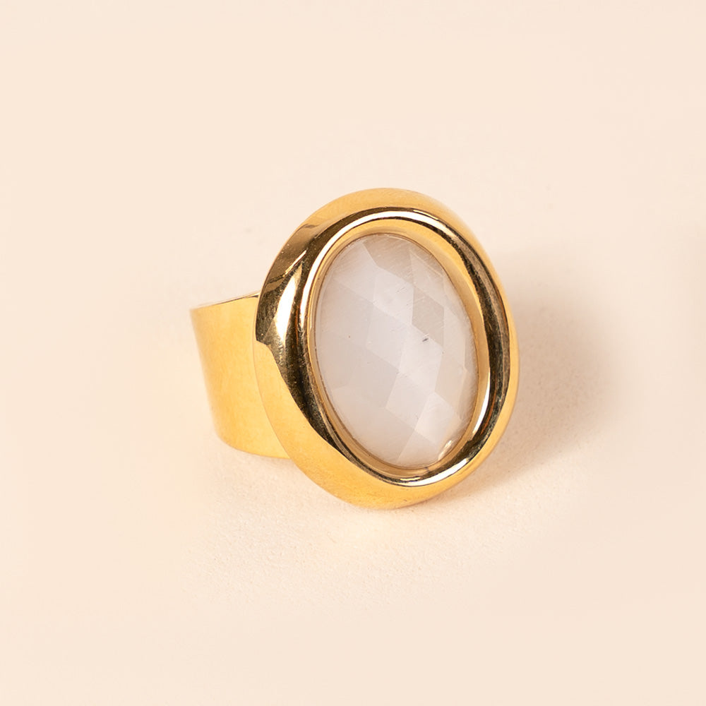 SMOOTH BAND ADJUSTABLE RING WITH OVAL STONE