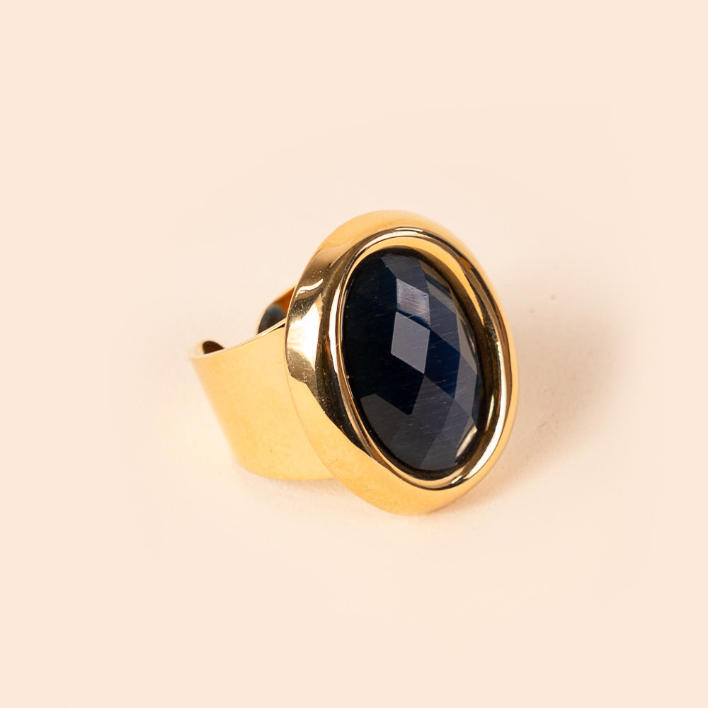 SMOOTH BAND ADJUSTABLE RING WITH OVAL STONE