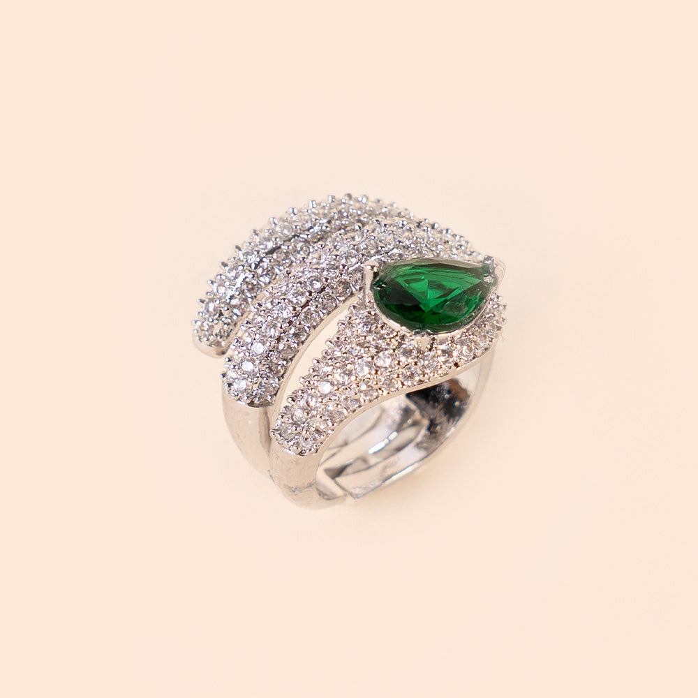 ANELLO REGOLABILE A SERPENTE CON TRE FASCE DI STRASS E TESTA VERDE