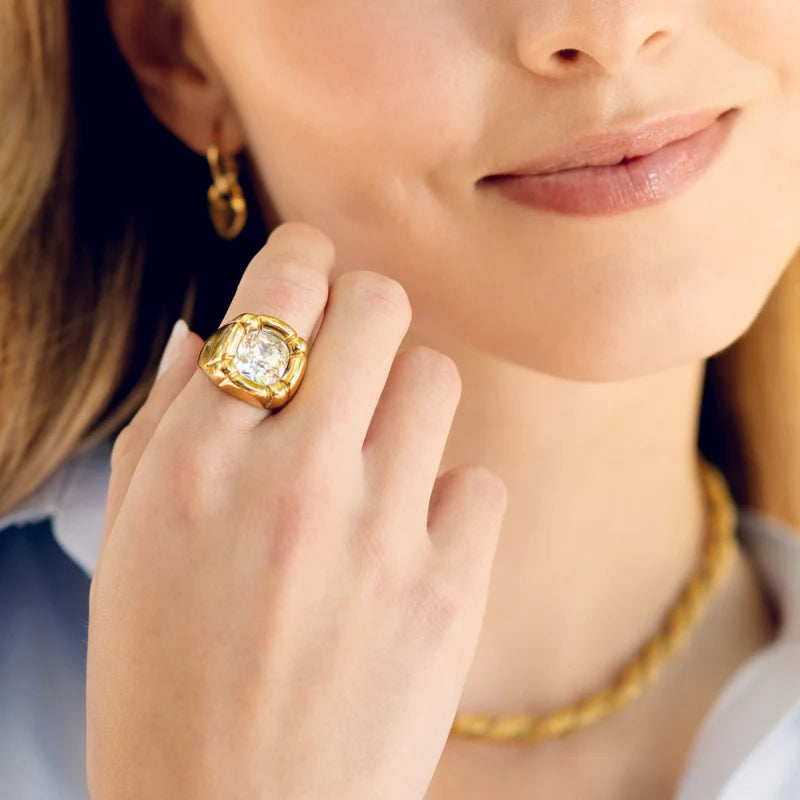 ANELLO CON STRASS GRANDE CENTRALE