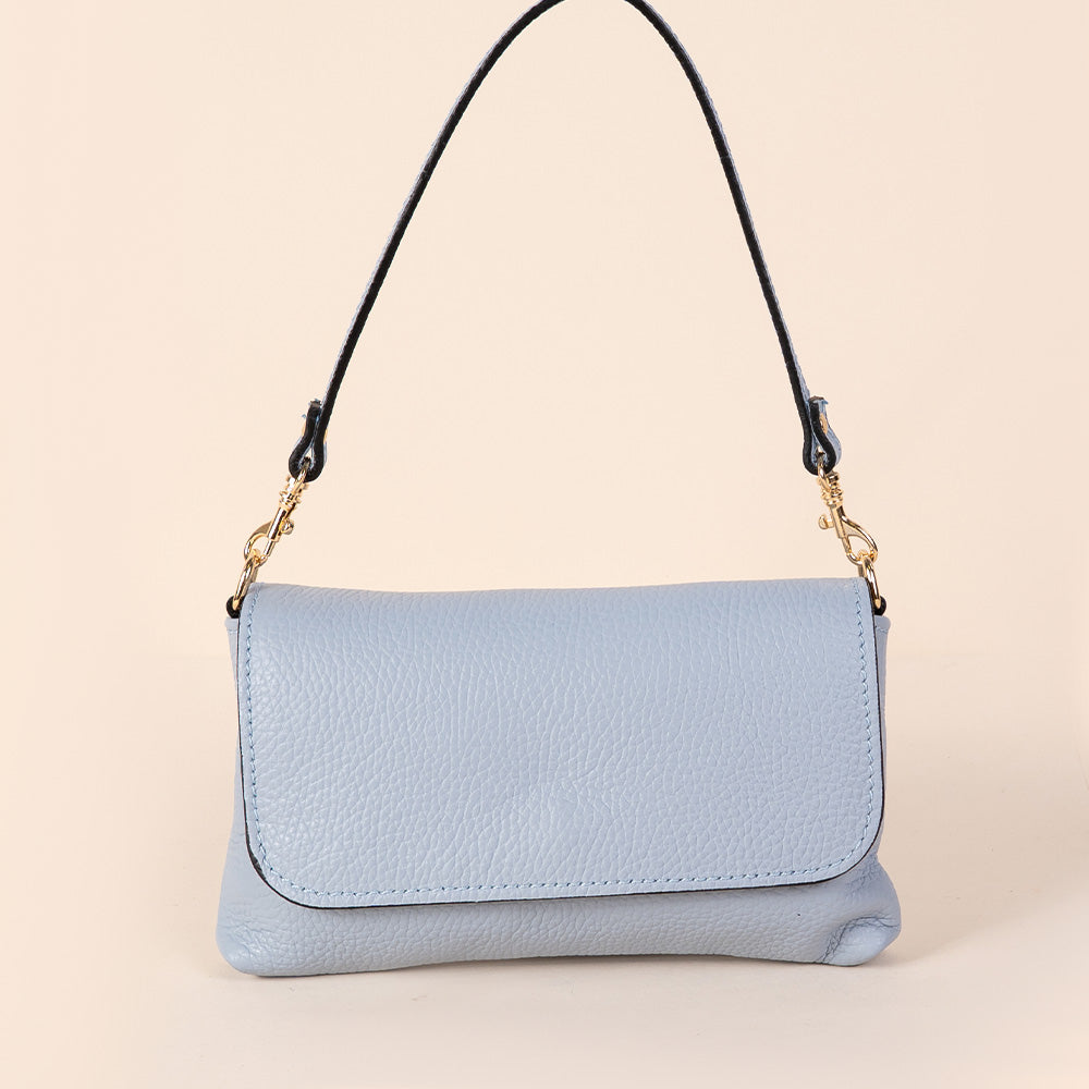 CLUTCH BAG WITH MAGNETIC FLAP CLOSURE