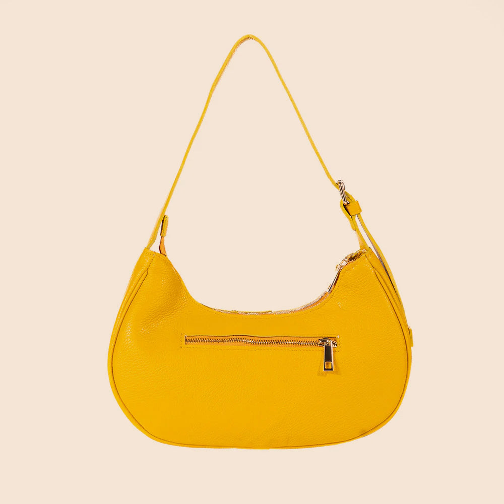 BORSA A SPALLA A MEZZALUNA CON FIBBIA