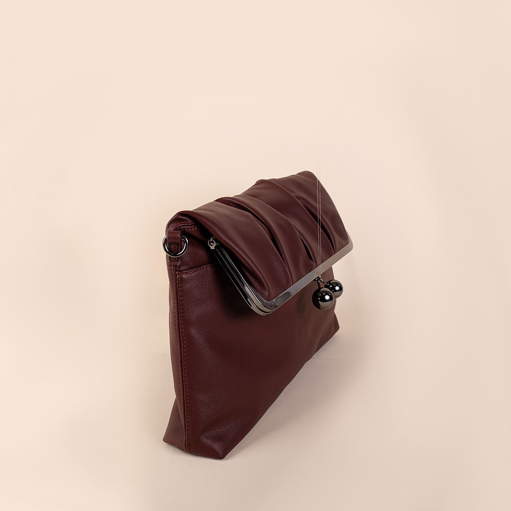 BORSA A SPALLA CON CHIUSURA A PORTAMONETE E DOPPIA TRACOLLA