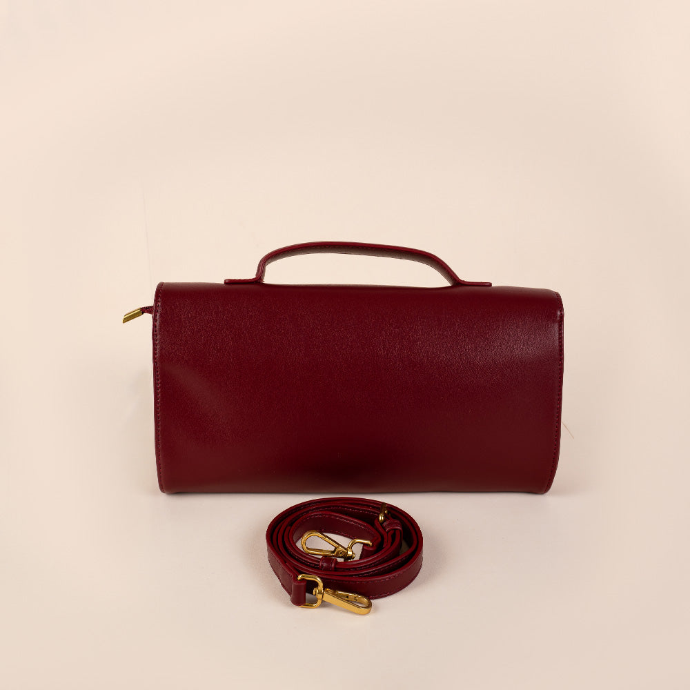 BORSA CLUTCH A MANO CON LACCIO SU CHIUSURA E TRACOLLA