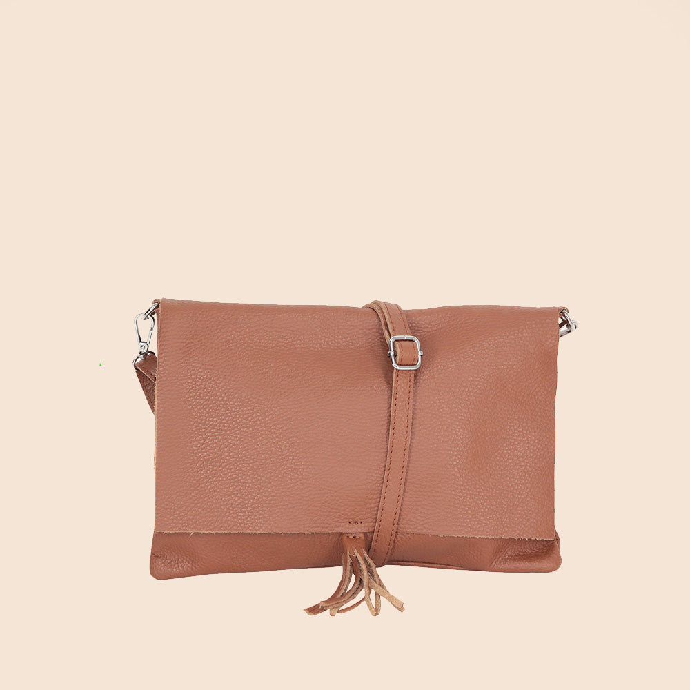 POCHETTE CON NAPPINA CENTRALE