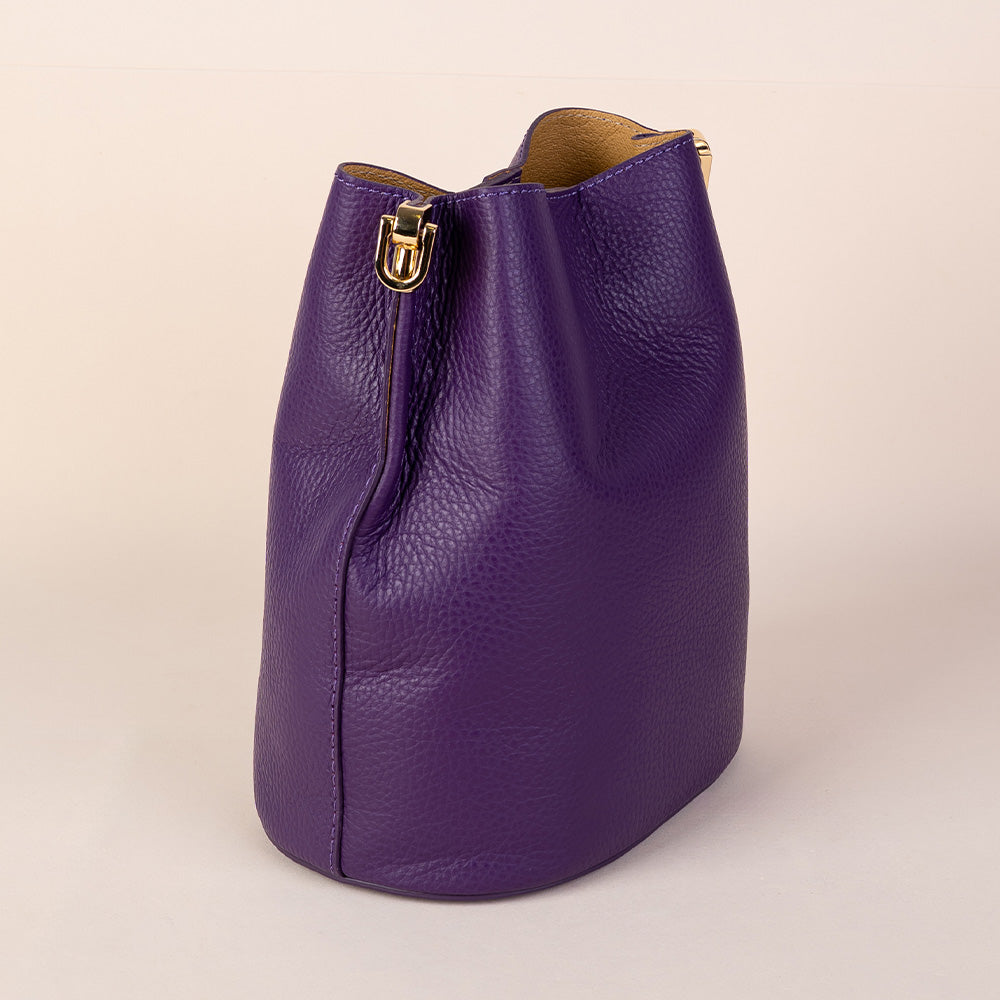BORSA A SECCHIELLO CON TRACOLLA E CATENA