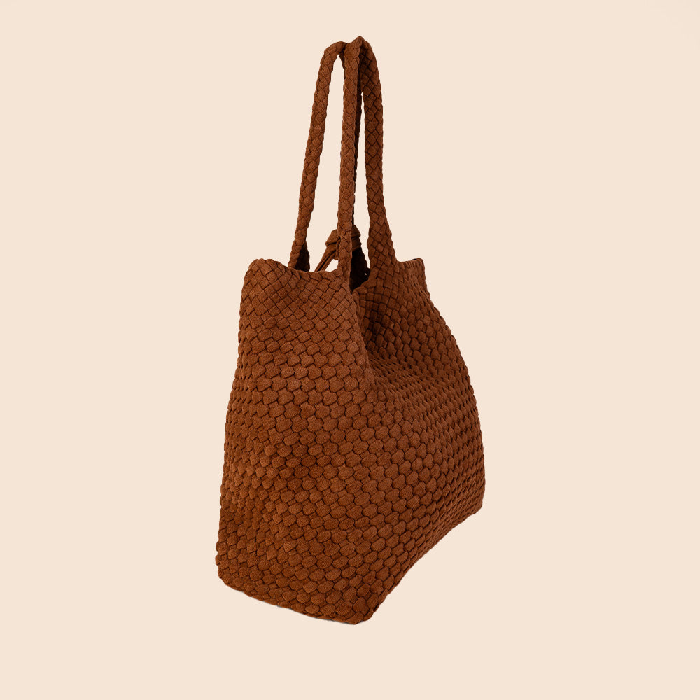 BORSA A SPALLA INTRECCIATA MORBIDA CON SVUOTA BORSA