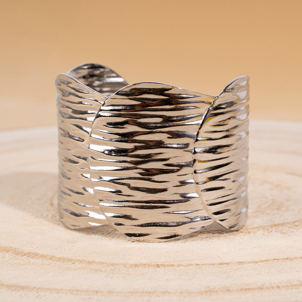 BRACCIALE RIGIDO A FASCIA EFFETTO RIGATO