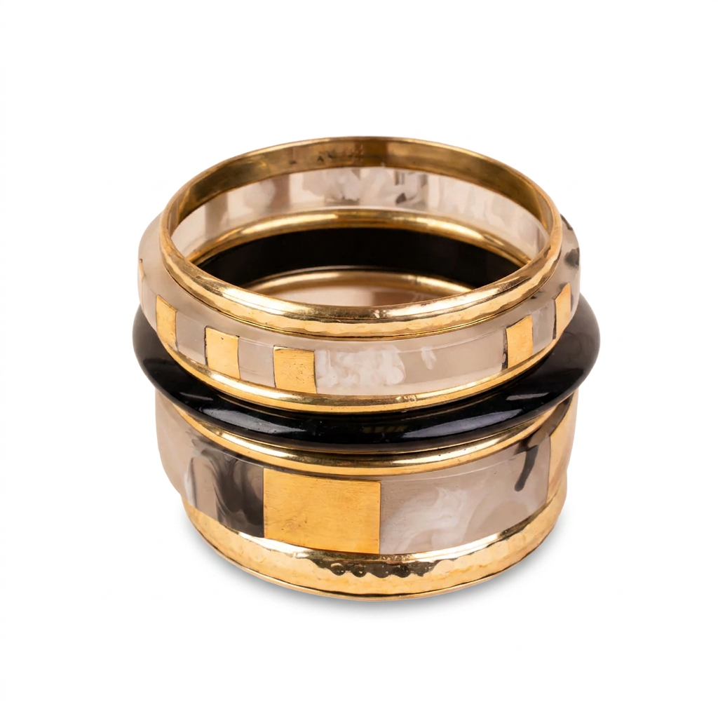 RIGID BRACELET MADE UP OF MULTIPLE PIECES IN DIFFERENT COLORS AND MATERIALS