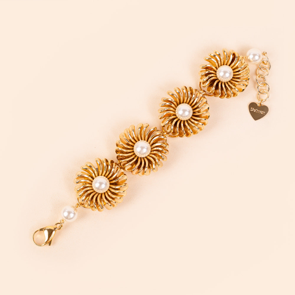 BRACCIALE CON QUATTRO FIORI E PERLE